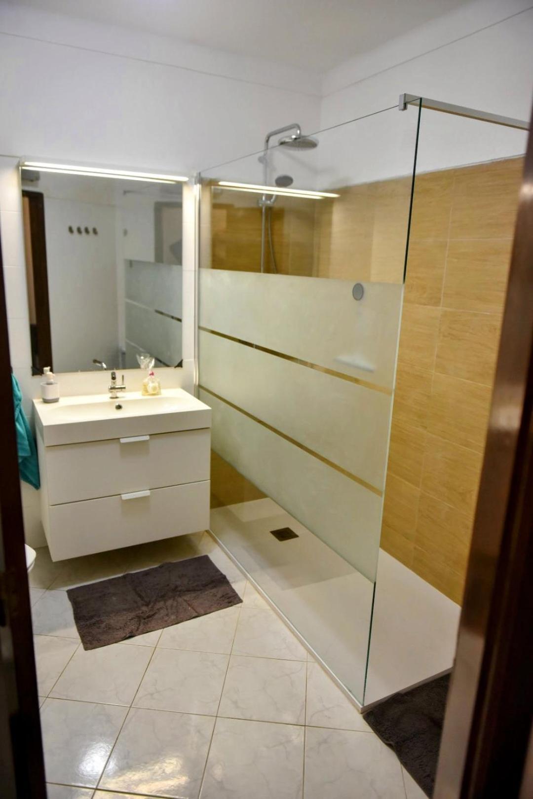Casa Franki - Stylish And Large Beach Apartment In Algarve Carvoeiro  Buitenkant foto